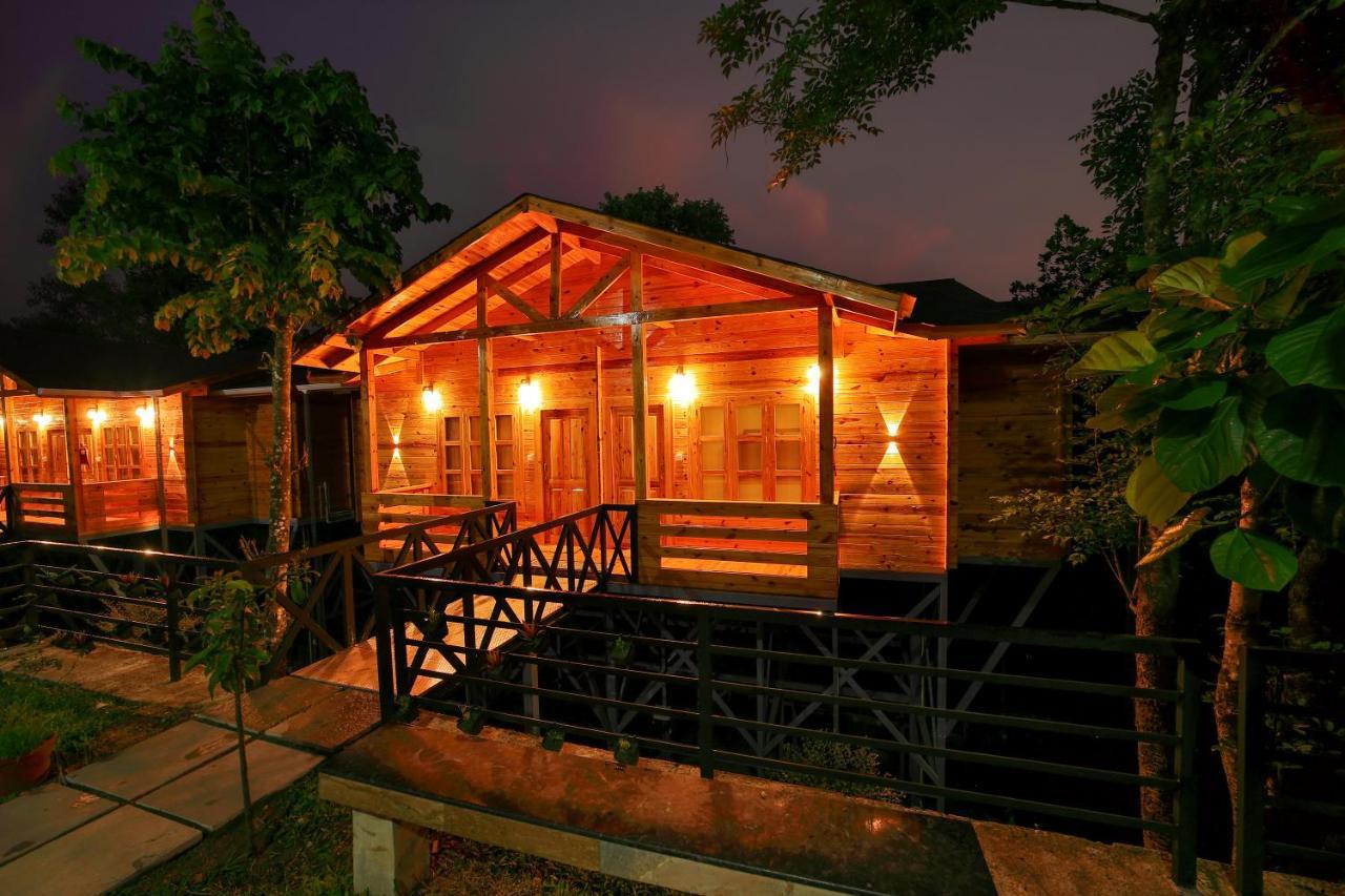 Woodrose Resort Kalpetta Esterno foto